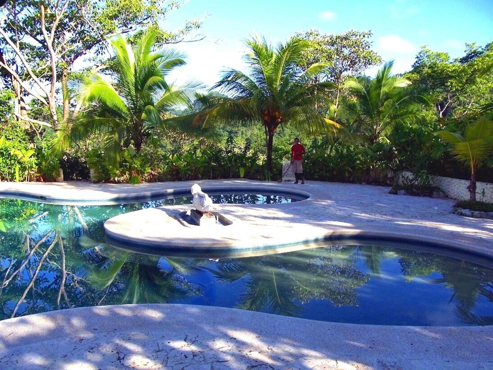 Lagunavista Villas Carate المظهر الخارجي الصورة