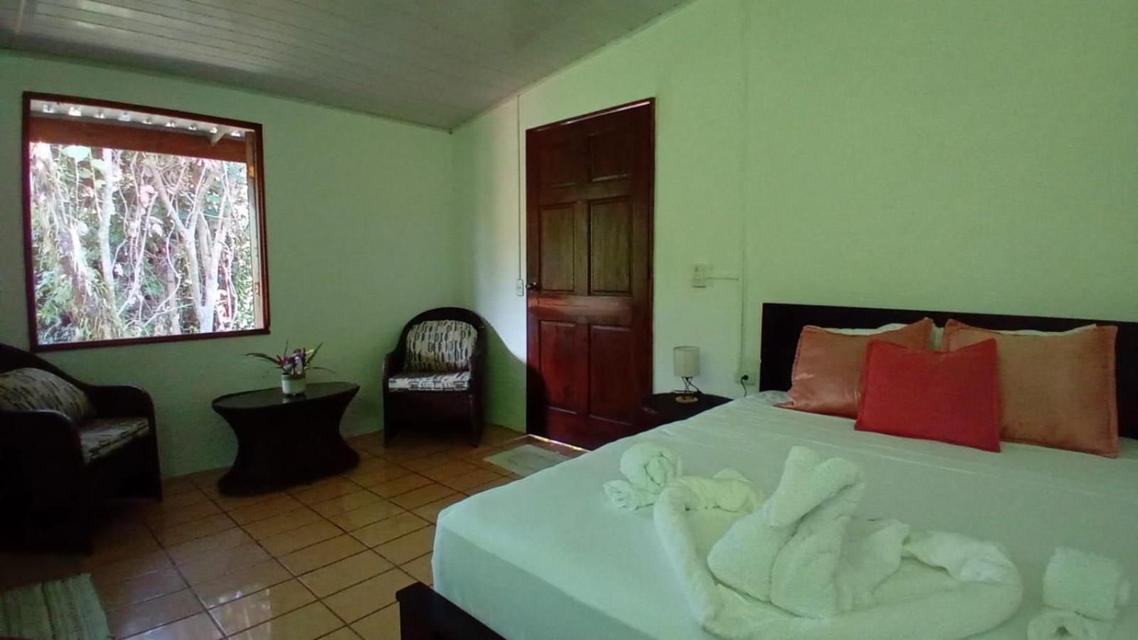 Lagunavista Villas Carate المظهر الخارجي الصورة