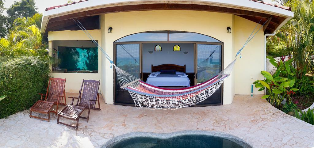 Lagunavista Villas Carate المظهر الخارجي الصورة